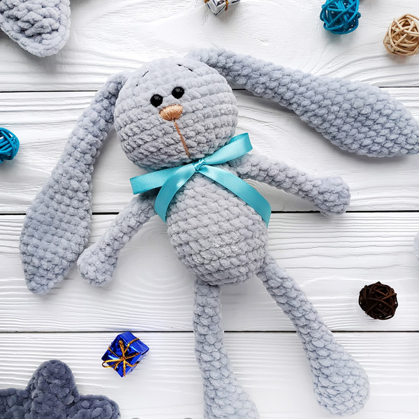crochet-bunny-amigurumi-pattern (9).jpg