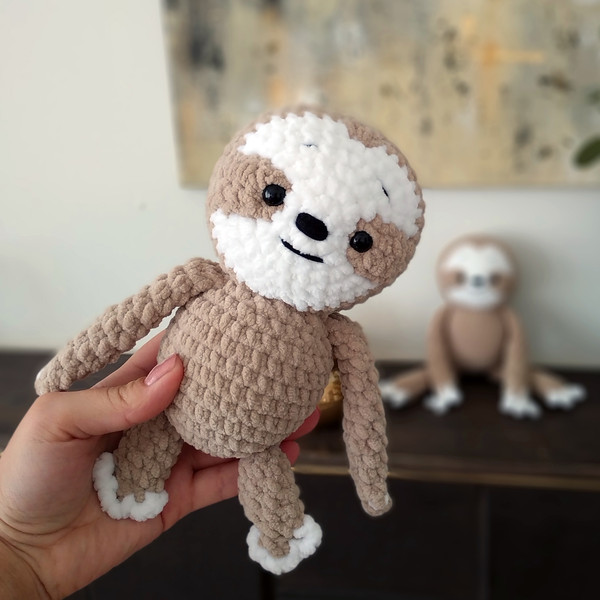 sloth-crochet-amigurumi-pattern (11).jpg