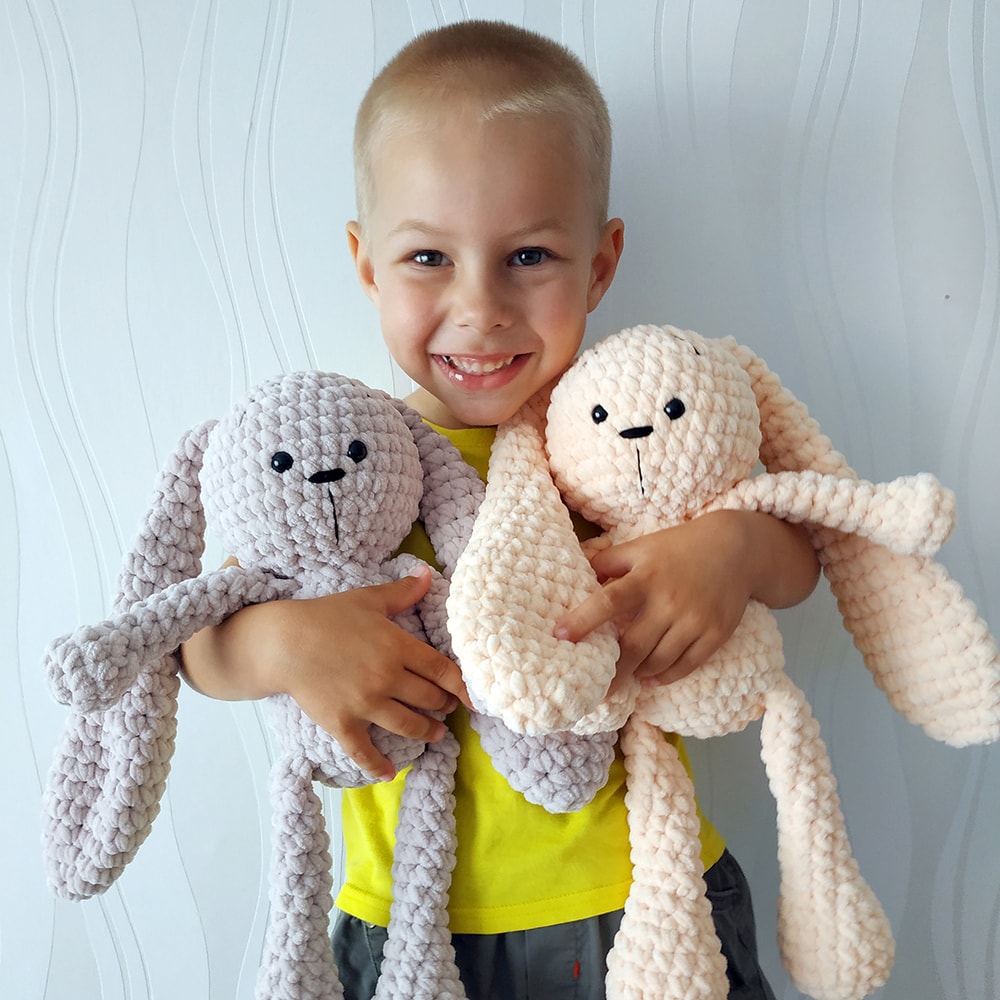 large-bunny-crochet-amigurumi-pattern (17).jpg