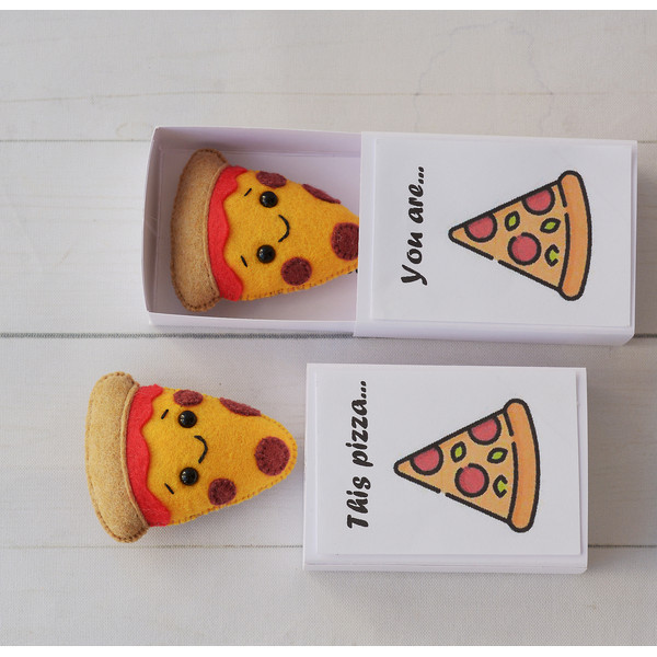 Pizza-personalized-gifts 9.jpeg