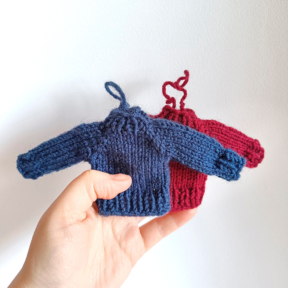Tiny Christmas Sweater knitting pattern Christmas tree decoration