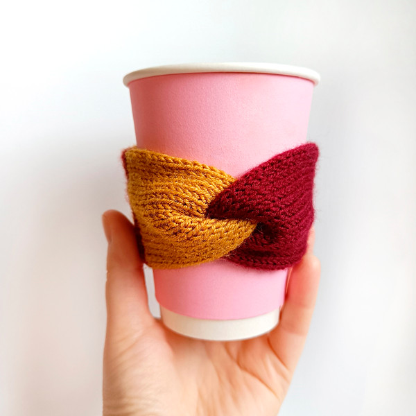 Gryffindor Coffee cup holder knitting pattern Graduations gift cup holder knitting pattern pdf How to knit cup holder