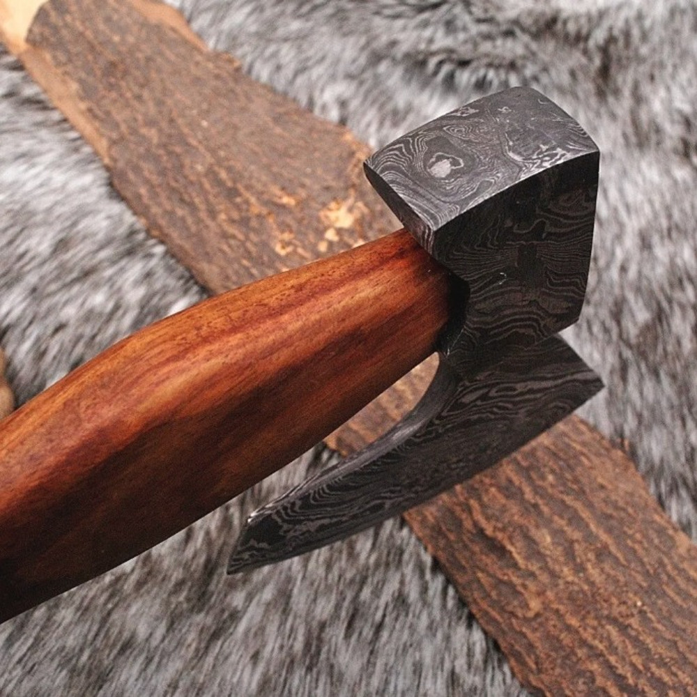 Hand-Forged-Damascus-Steel-Tomahawk-Viking-Axes.jpeg