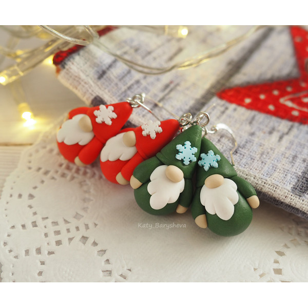 Christmas Gnome earrings -gnome gifts - dangle gnome earrings 8.JPG