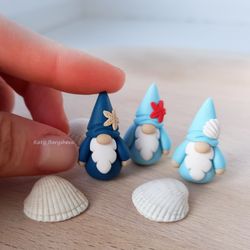 Beach gnome / Coastal Gnome / miniature summer gnome / starfish gnome / Beach House gnome / Ocean sea gnome