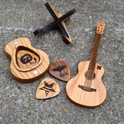 Guitar pick box personalized wooden custom plectrum holder, engraved wooden guitar pick custom name guitar pick box gift