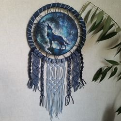 dream catcher wolf , man cave decor , wall hanging dreamcatcher