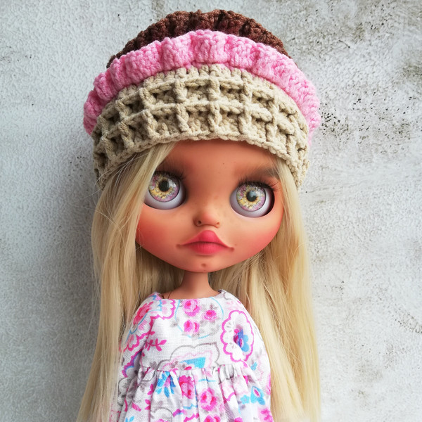 Blythe-hat-crochet-brown-pink-ice-cream-8.jpg