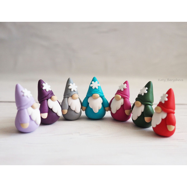 Miniature Christmas Gnome figurine - tiny clay gnome gift 9.JPG