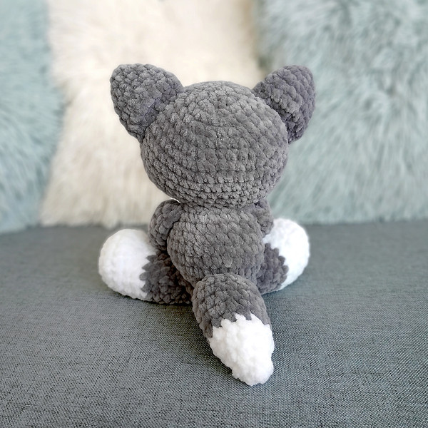 wolf-crochet-amigurumi-pattern (11).jpg