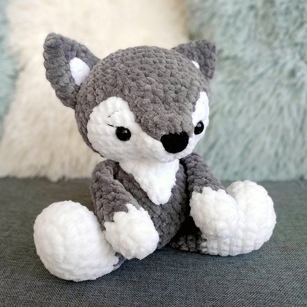 wolf-crochet-amigurumi-pattern (8).jpg