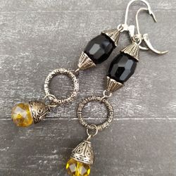 bohemian earring GEOMETRIC withe beads of glass. womens jewelry gift, minimalistic jewelry, soul sister gift, black extr
