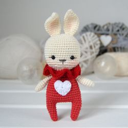 DIY PDF crochet amigurumi pattern Timmy the Bunny