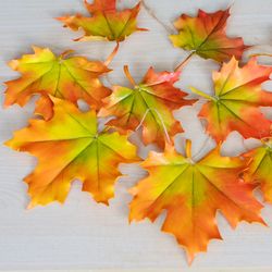 Fall maple leaf garland. Autumn wall decor. Fall wedding decor. Handmade fall decoration for outdoor, porch, front door
