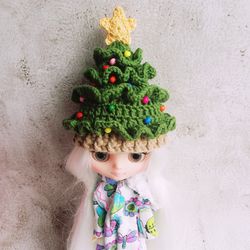 Middie Blythe hat crochet green Christmas Tre for custom middie doll knit outfit middie clothes middie animal hat