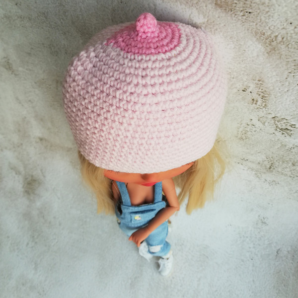 blythe-hat-crochet-light-pink-breast-boobs-4.jpg