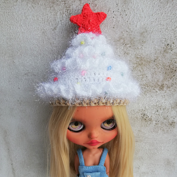 blythe-hat-crochet-white-fluffy-christmas-tree-3.jpg
