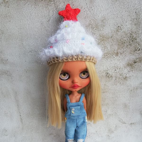 blythe-hat-crochet-white-fluffy-christmas-tree-4.jpg