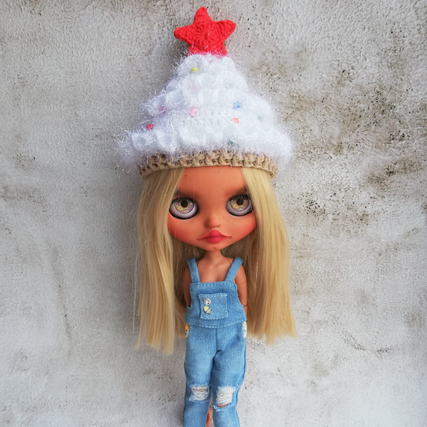 blythe-hat-crochet-white-fluffy-christmas-tree-5.jpg