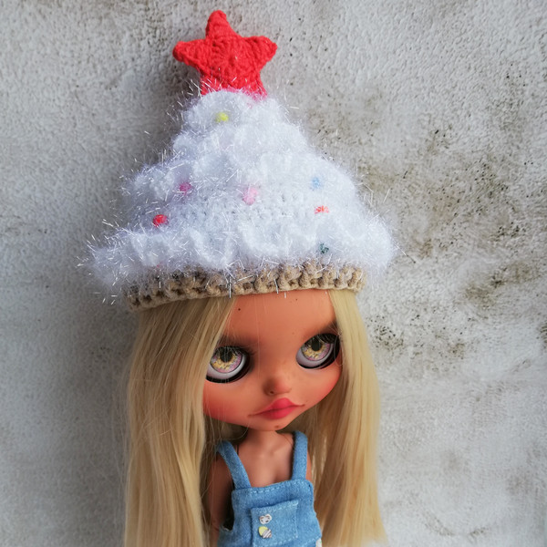 blythe-hat-crochet-white-fluffy-christmas-tree-7.jpg