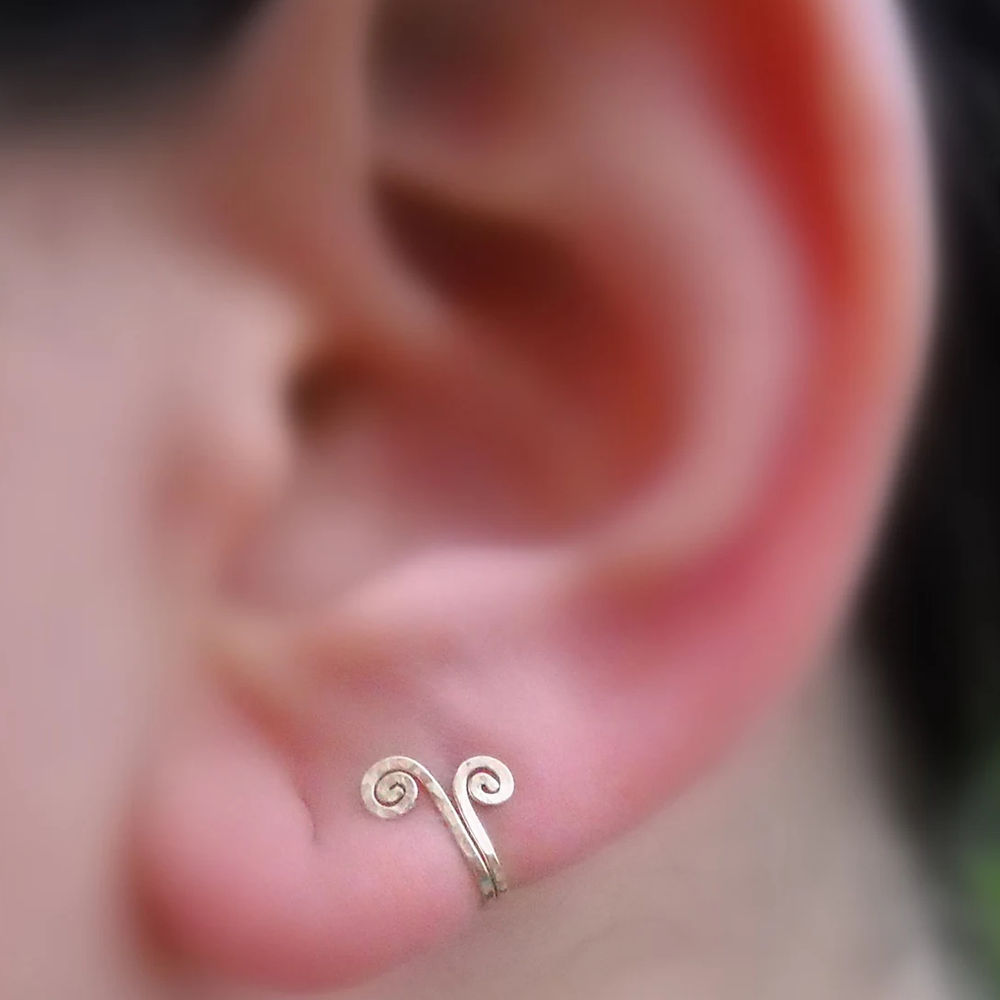 Hypoallergenic Wellness Ear Clips for Men