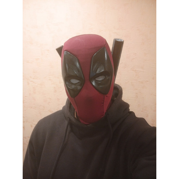 deadpoolmask1.jpg