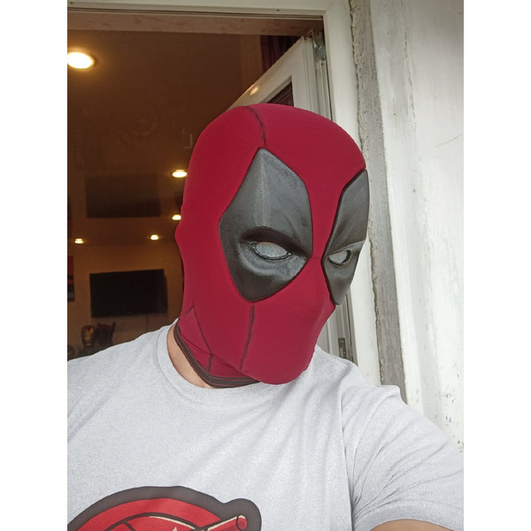 deadpoolmask3.jpg