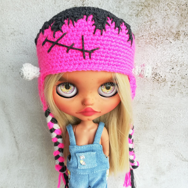 blythe-hat-crochet-pink-frankenstein-3.jpg