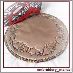 In the hoop napkin with Christmas pattern embroidery design