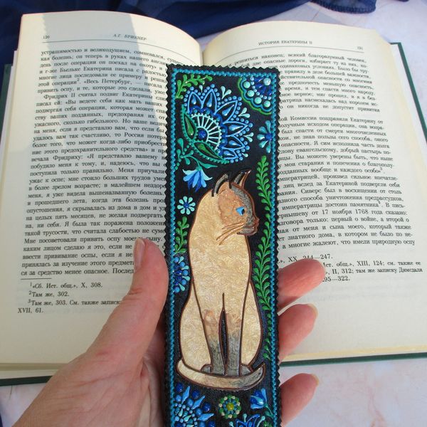 leather-painted-bookmark-kitty.JPG