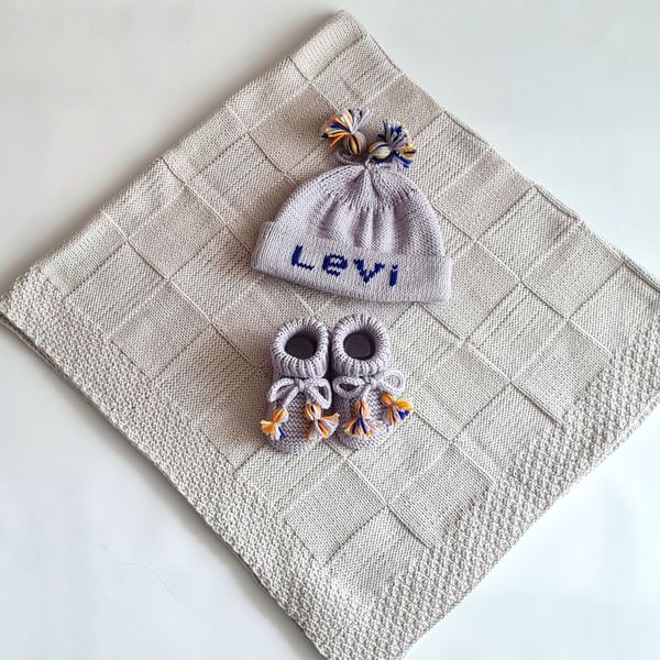 Gray-swaddle-baby-boy-blanket-personalized-newborn-hospital-hat-baby-booties-13