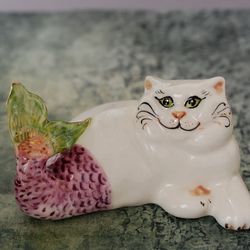 White Cat mermaid, Porcelain figurine, Purrmaid, smiling British cat, Funny Cute Animal figurines , Fairy creatures ,Cat