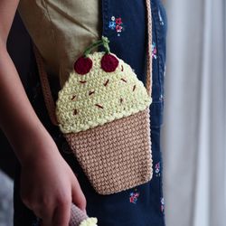 Handmade purse, girl gift, crochet handbag, toddler gift, cupcake bag
