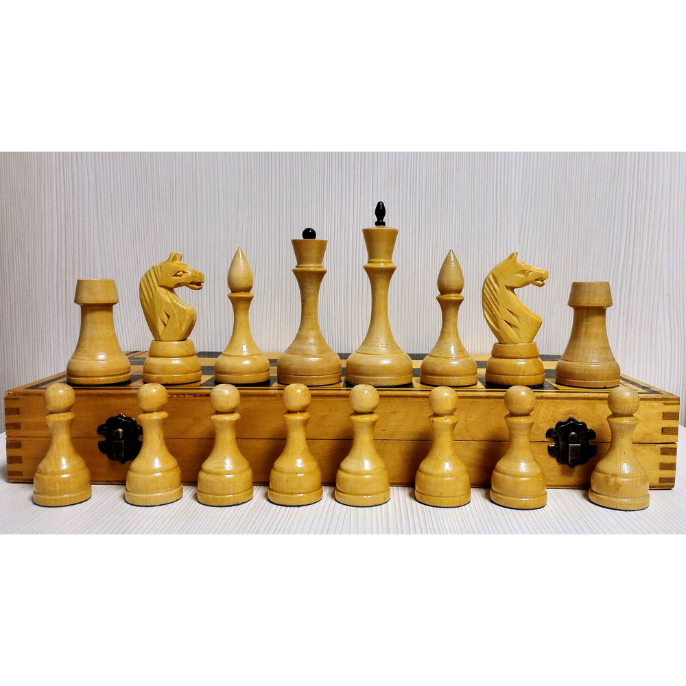 antique-wooden-chess.jpg