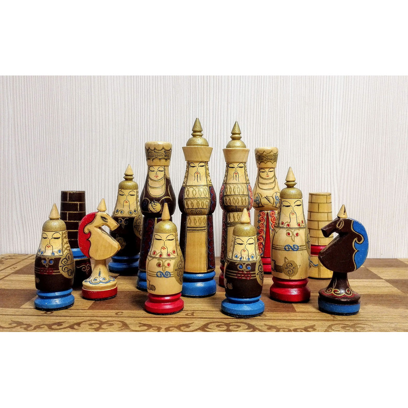 antique-wooden-chess.jpg