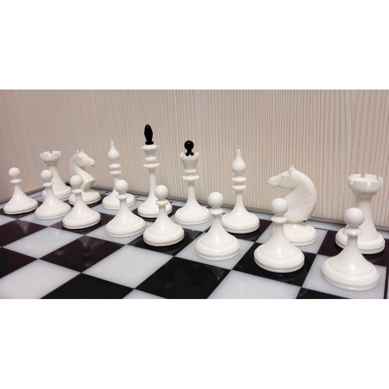 antique-wooden-chess.jpg