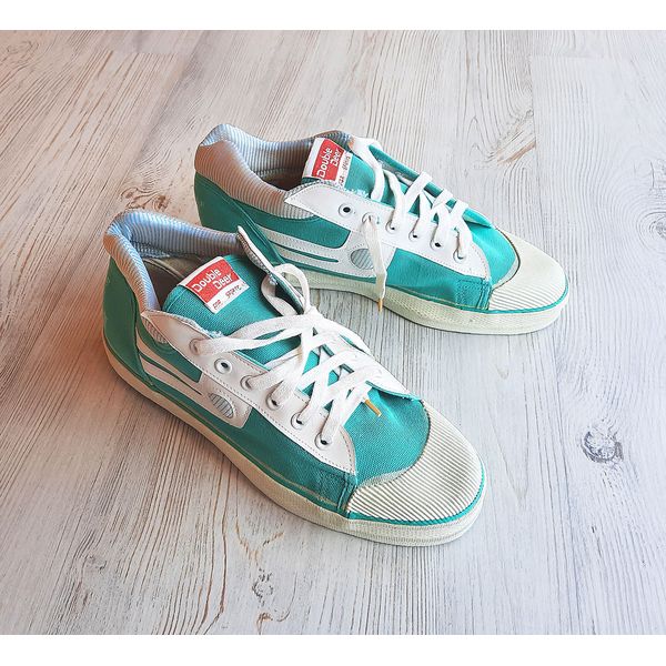 vintage china green mens sneakers