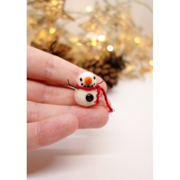 miniature-snowman-gift