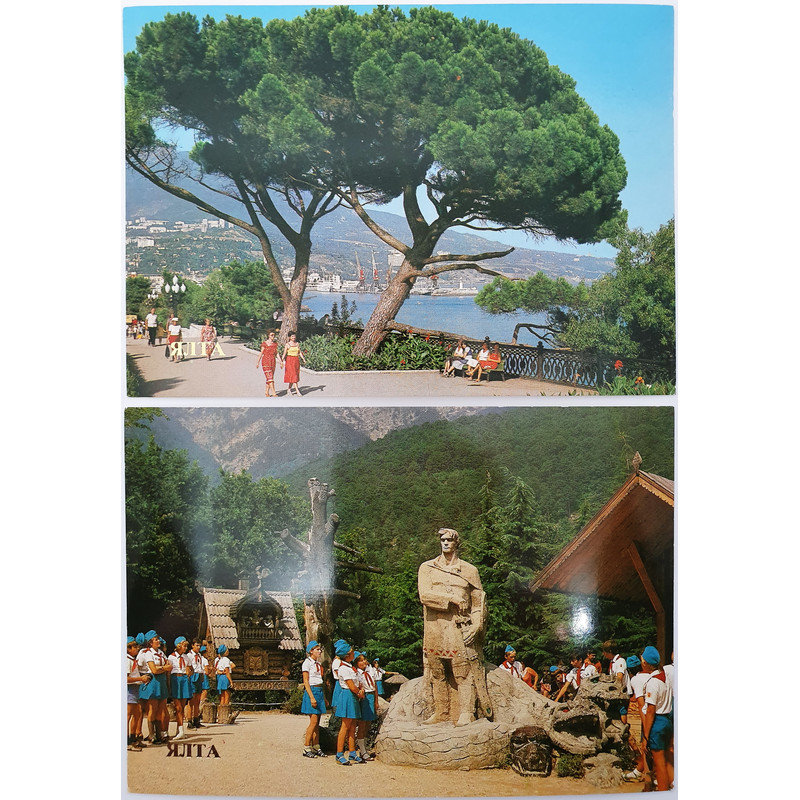 3 YALTA USSR vintage color photo postcards set views of town 1984.jpg
