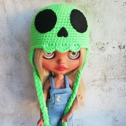 Blythe hat crochet neon green  Skeleton with white felt eyes for custom blythe halloween outfit blythe doll clothes