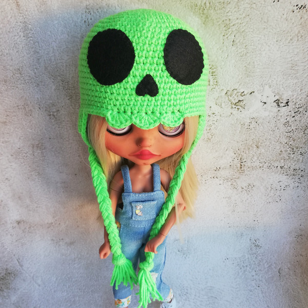 blythe-hat-crochet-neon-green- skeleton-2.jpg