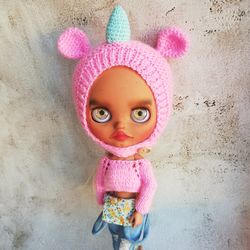 Set of clothes for Blythe dolls knitted helmet hat pink Unicorn plus knitted top with sleeves winter doll outfit