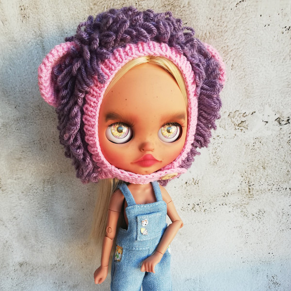 blythe-hat-crochet-helmet-violet-lion-2.jpg