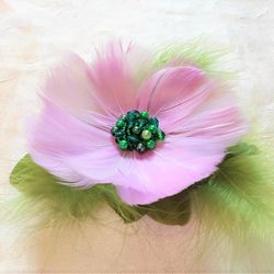 Light lilac flower feather brooch, Lilac feather Fascinator, Large feather flower brooch, Lilac and green feather flower