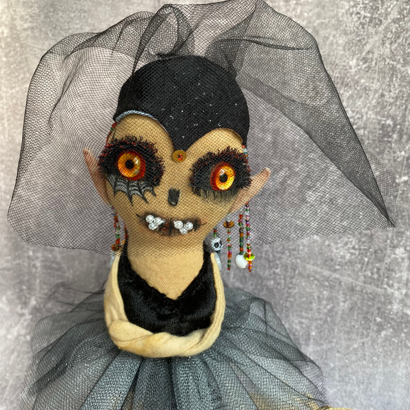 Halloween doll . Stange doll .
