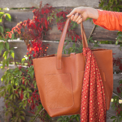 Camel handmade Leather tote bag with two outside pockets