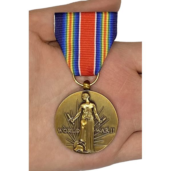 amerikanskaya-medal-za-pobedu-vo-ii-mirovoj-vojne-7.1600x1600.jpg