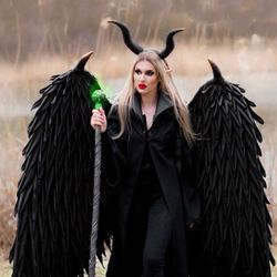 maleficent costume, cosplay wings, halloween costume, cosplay costume, maleficent cosplay, angel wings