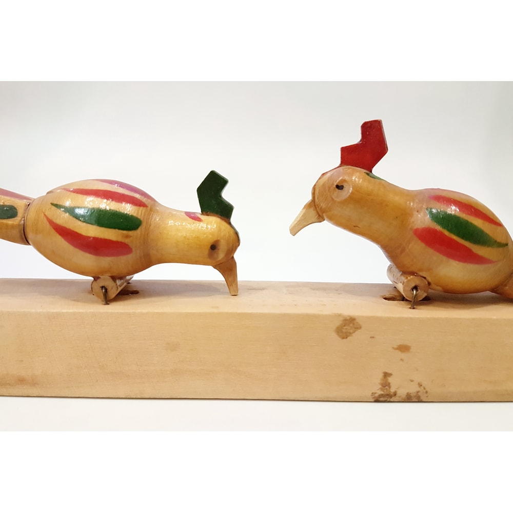 5 USSR Vintage Bogorodsk Wooden Carving Souvenir Toy BIRDIES 1980s.jpg