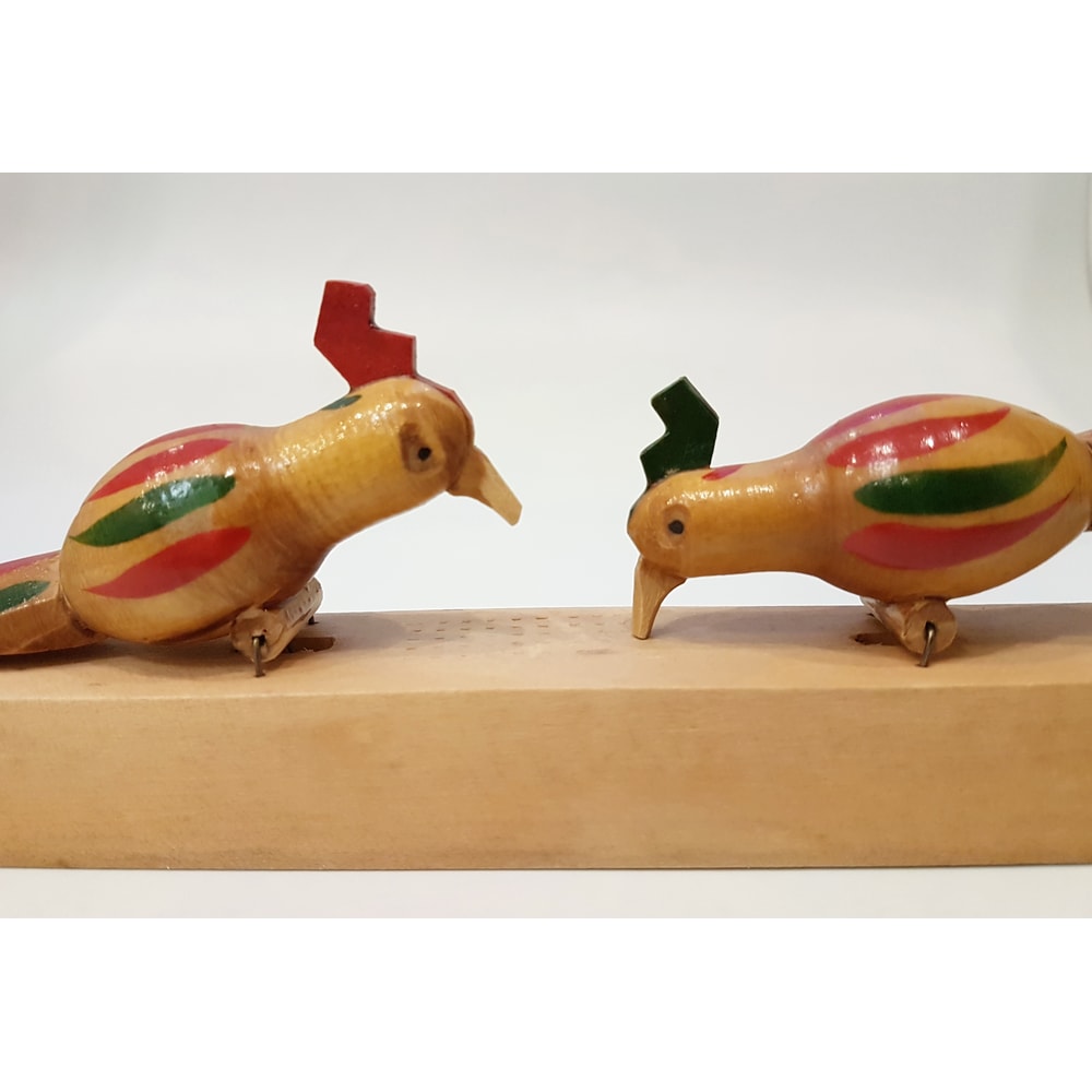 6 USSR Vintage Bogorodsk Wooden Carving Souvenir Toy BIRDIES 1980s.jpg